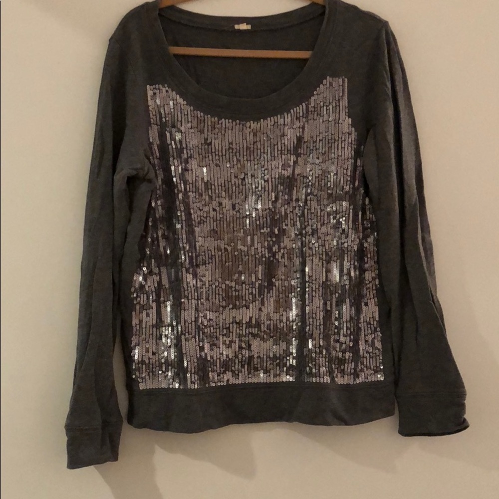 Gray sequined sweatshirt